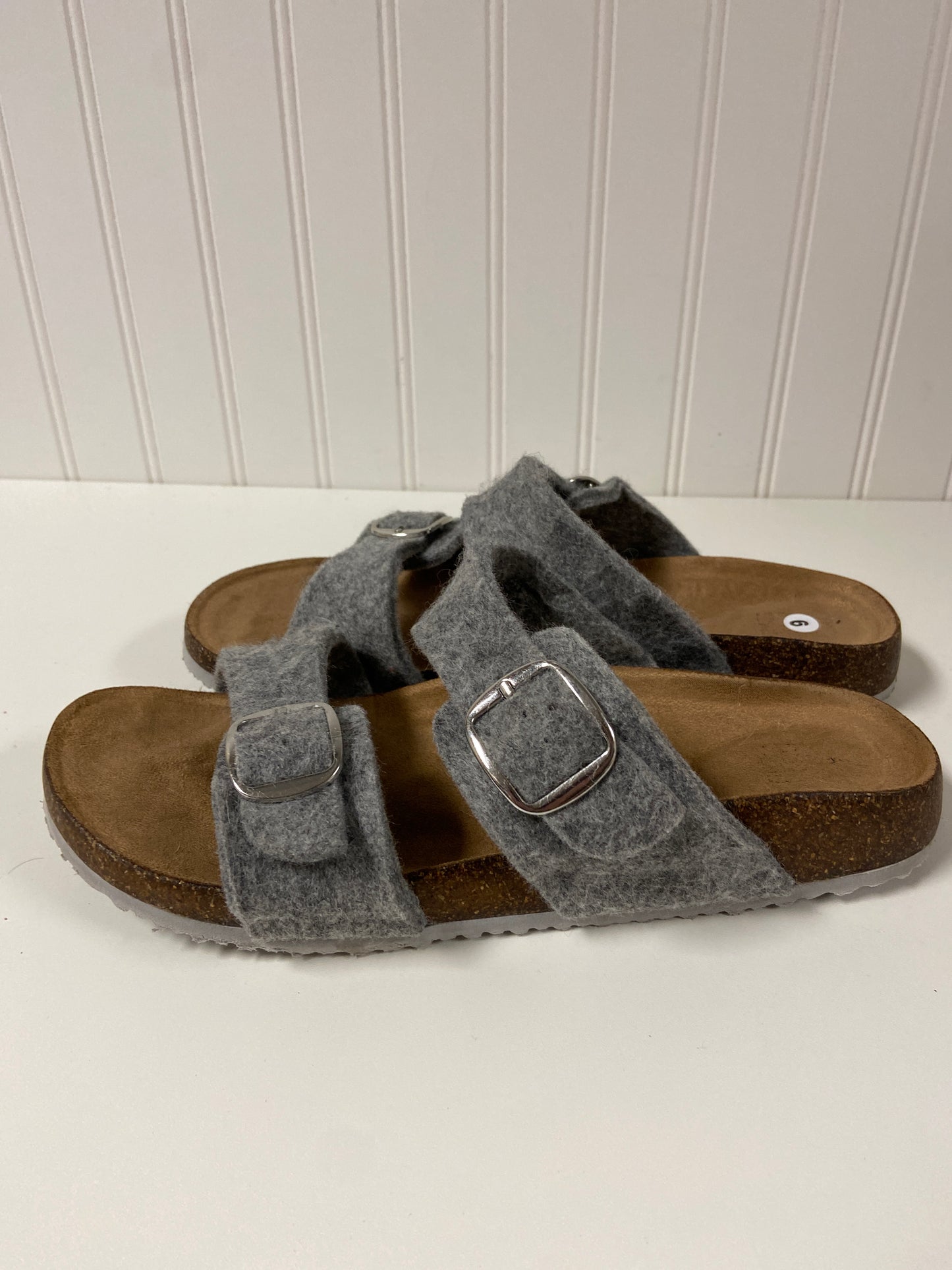 Grey Sandals Flats Time And Tru, Size 9