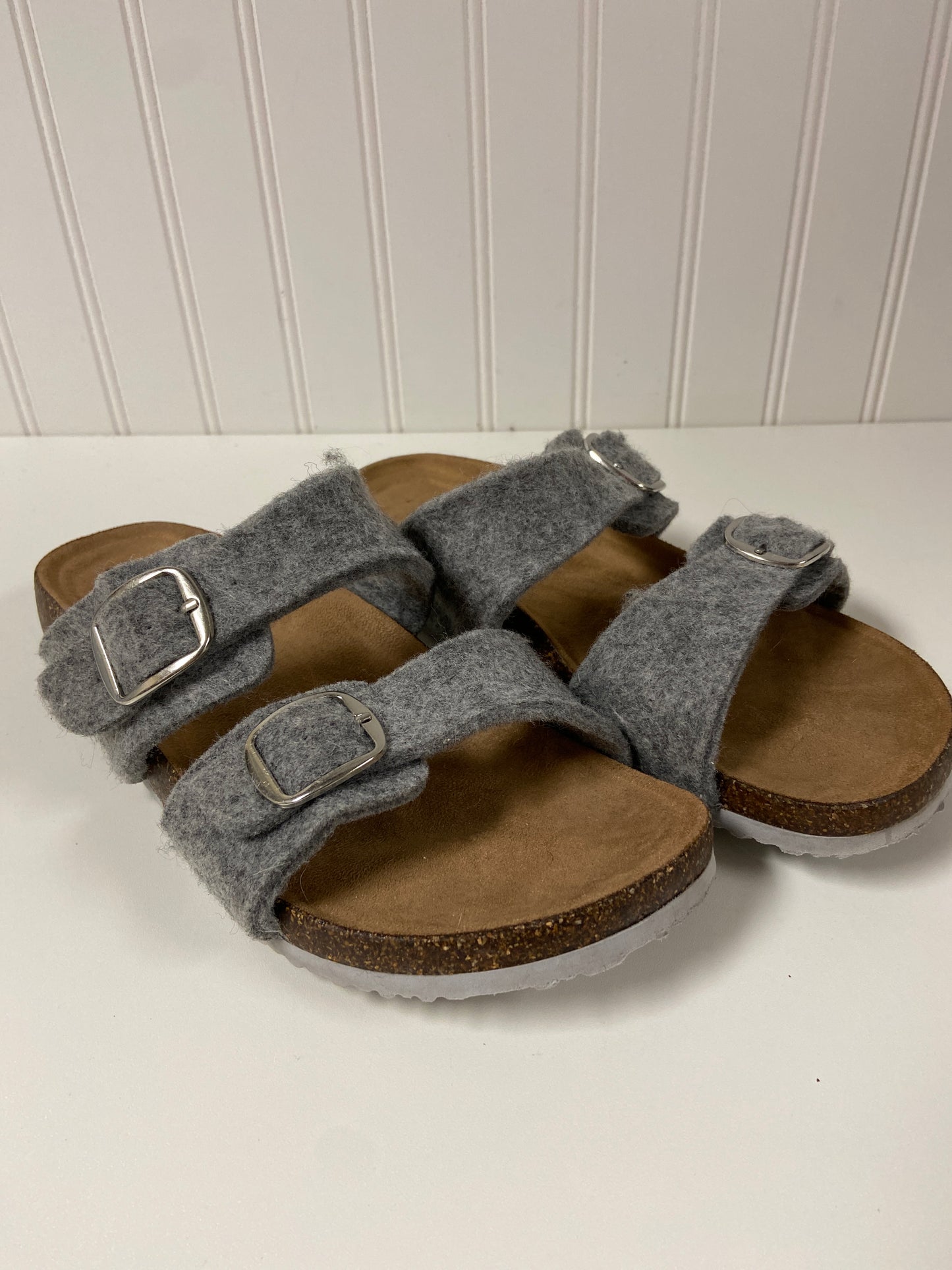 Grey Sandals Flats Time And Tru, Size 9