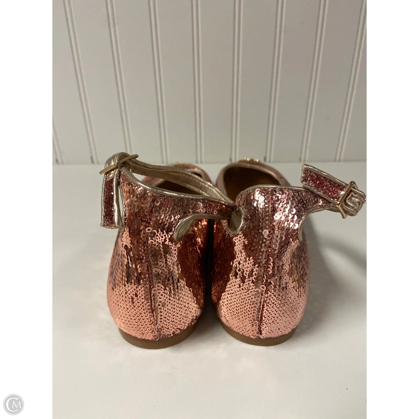 Shoes Flats By Guess In Rose Gold, Size: 7.5