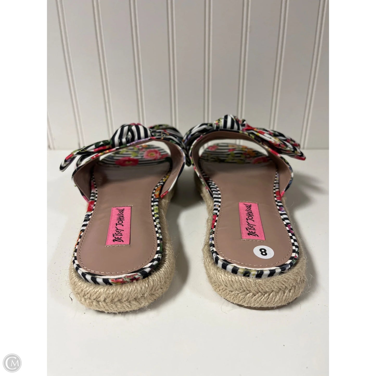 Sandals Flats By Betsey Johnson In Striped Pattern, Size: 8