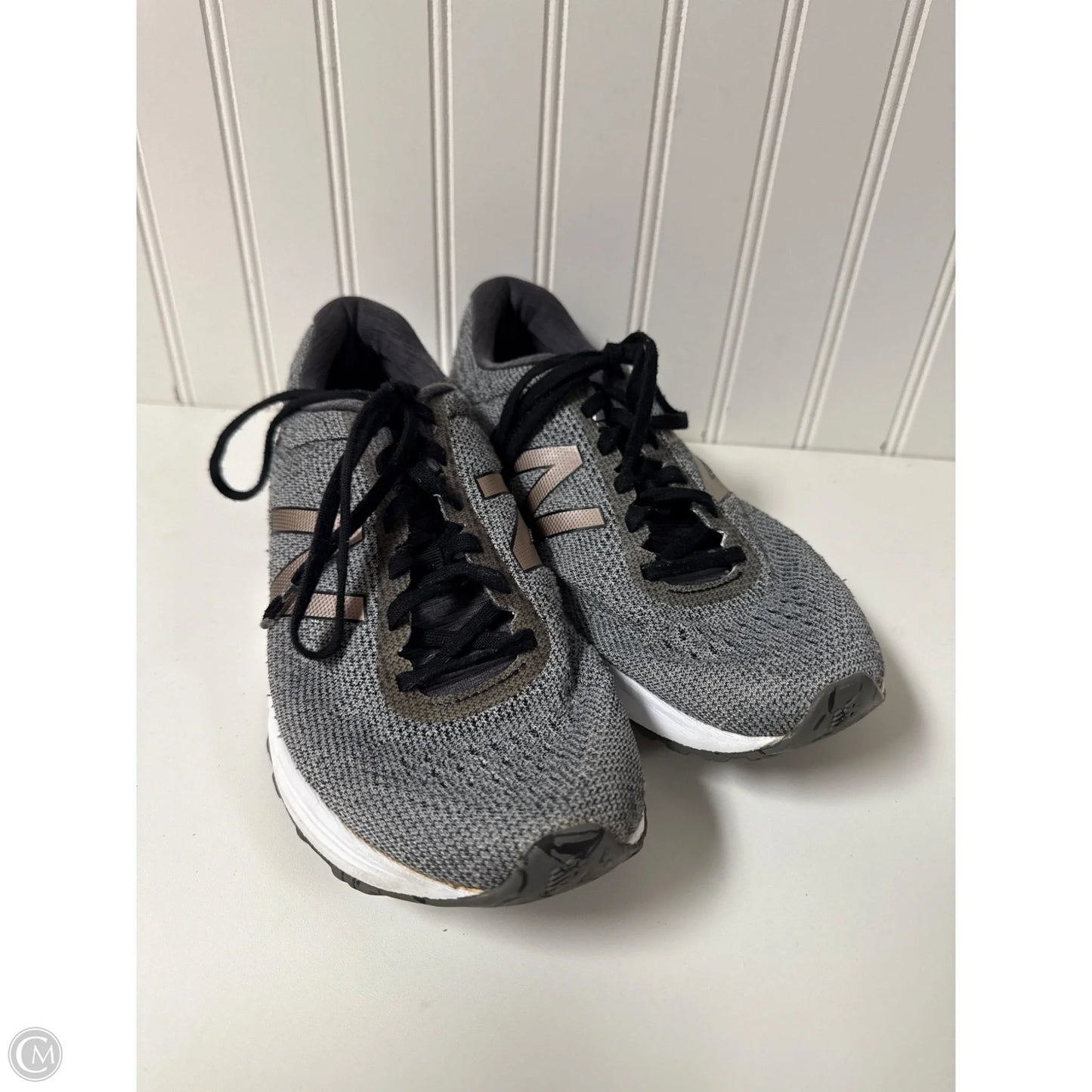 Shoes Sneakers By New Balance In Grey, Size: 9.5