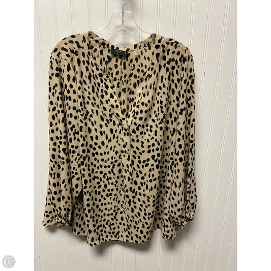 Top Long Sleeve By Tahari By Arthur Levine In Animal Print, Size: 1x