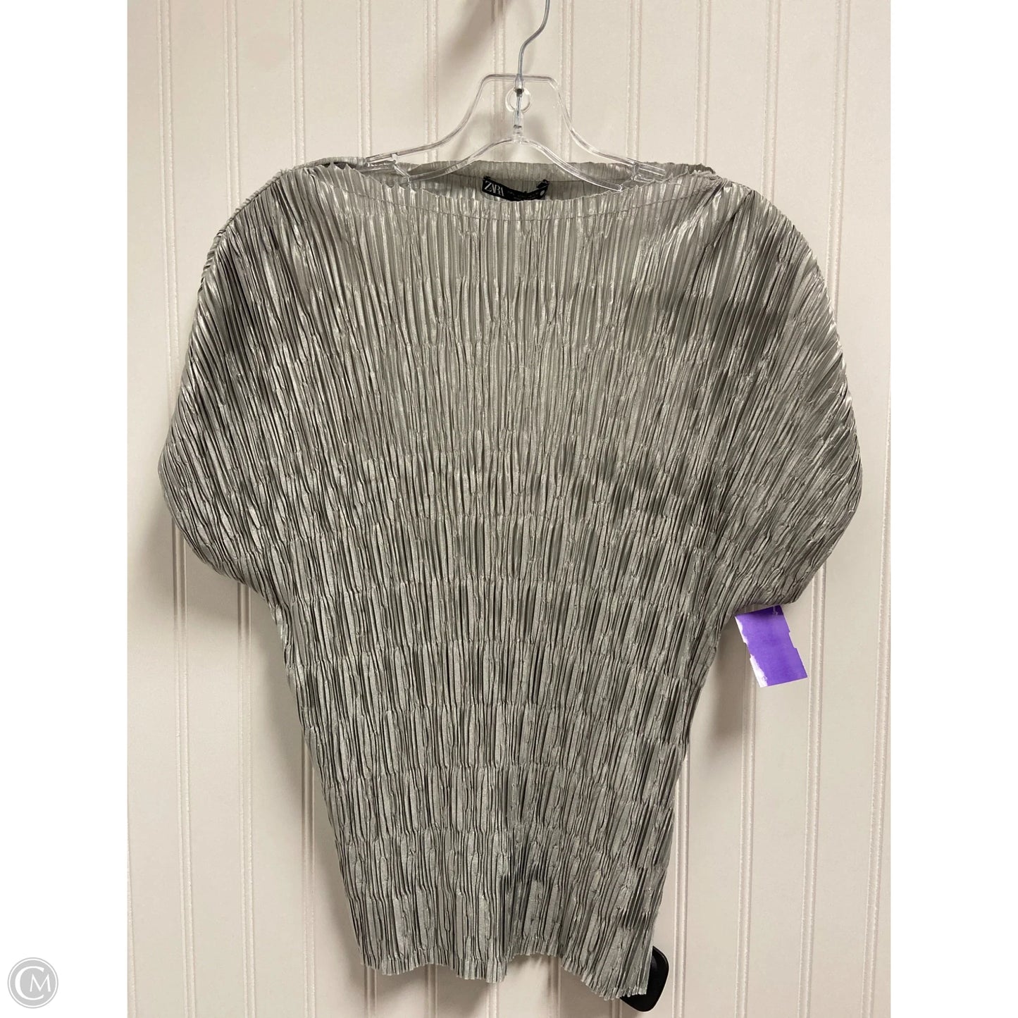 Top Short Sleeve By Zara In Grey, Size: L