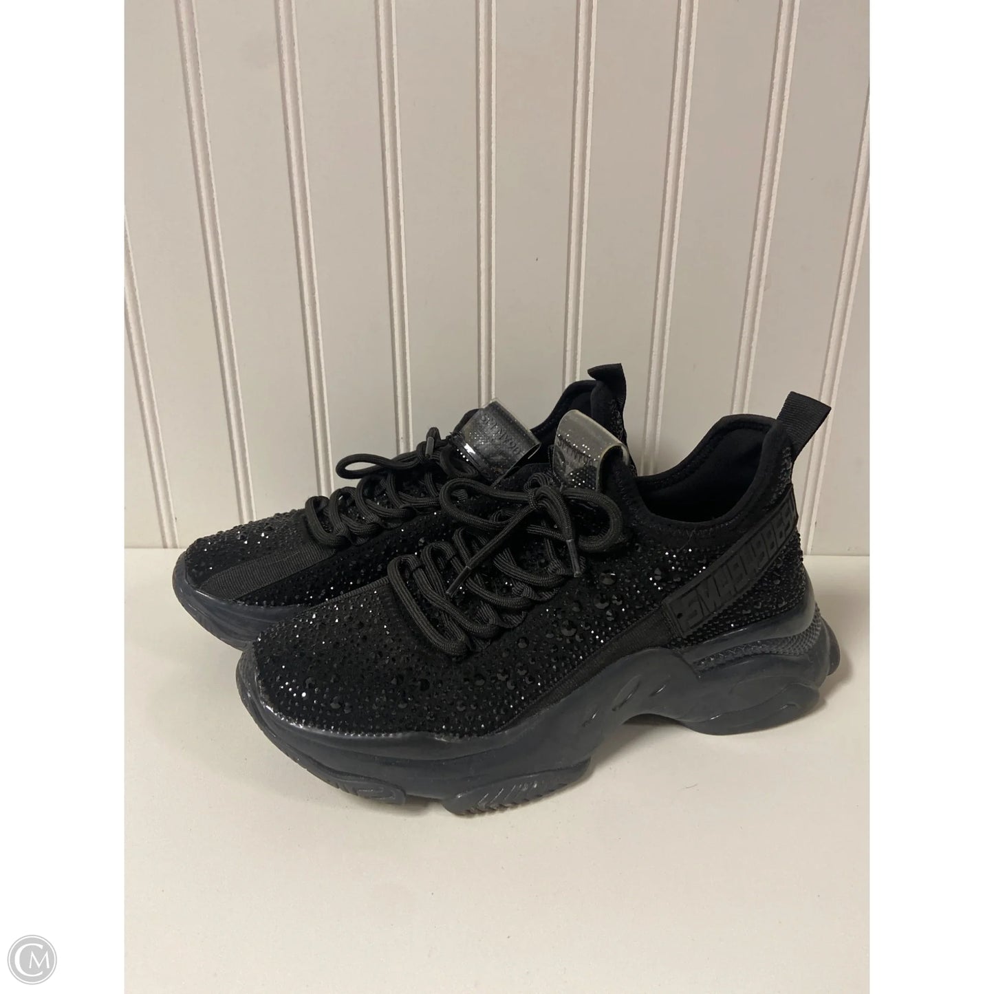 Shoes Sneakers By Steve Madden In Black, Size: 6