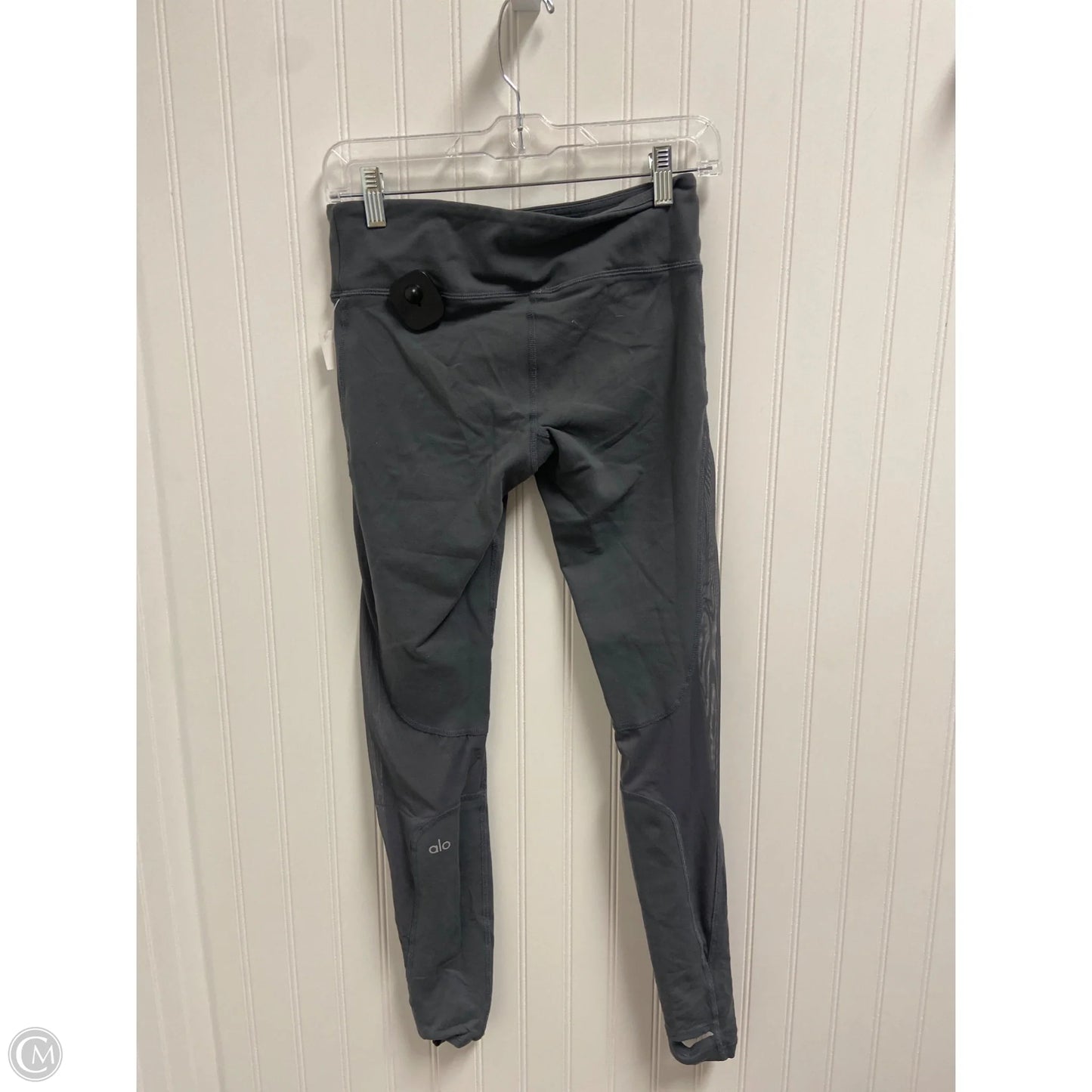 Athletic Leggings By Alo In Grey, Size: S