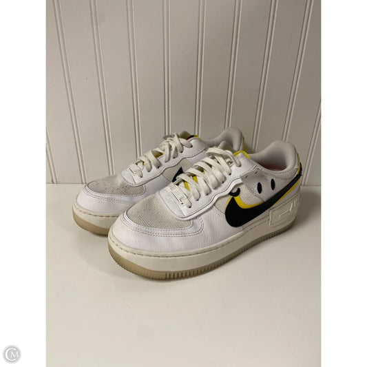 Shoes Sneakers By Nike In White & Yellow, Size: 9
