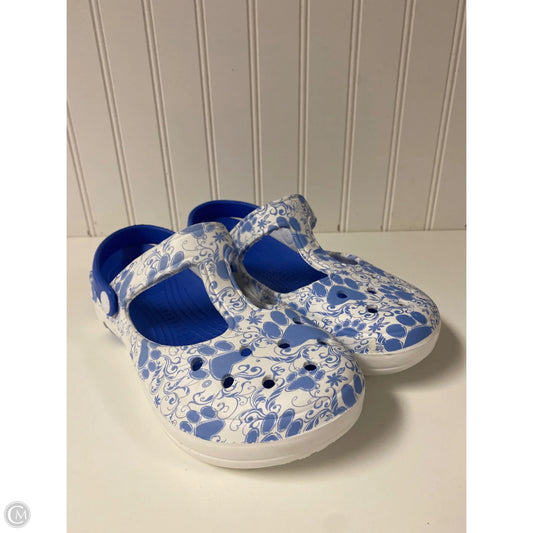 Shoes Flats By Clothes Mentor In Blue & White, Size: 8
