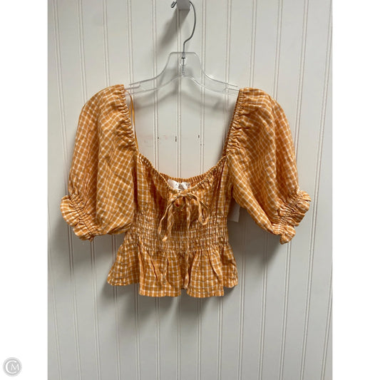 Top Short Sleeve By Astr In Checkered Pattern, Size: Xs