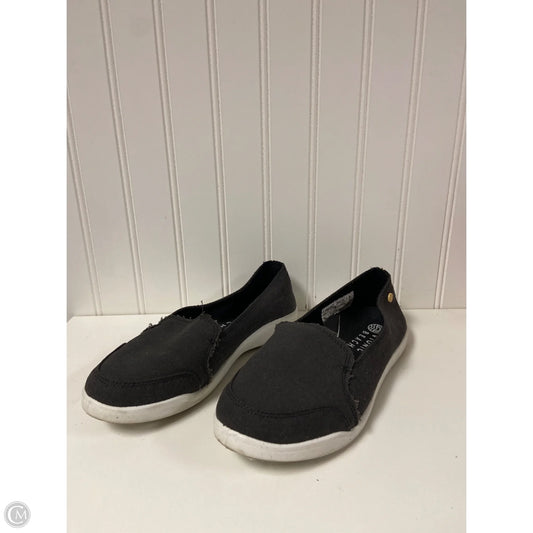 Shoes Flats By Vionic In Black, Size: 6.5