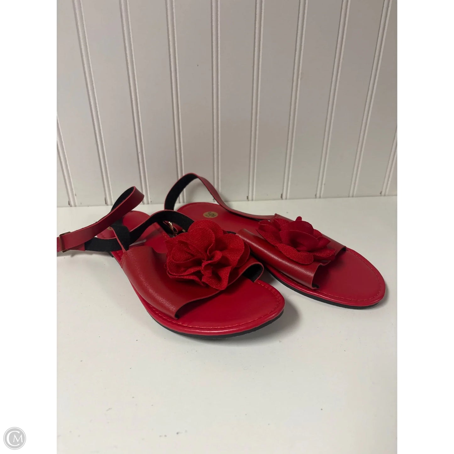Sandals Flats By Clothes Mentor In Red, Size: 10.5