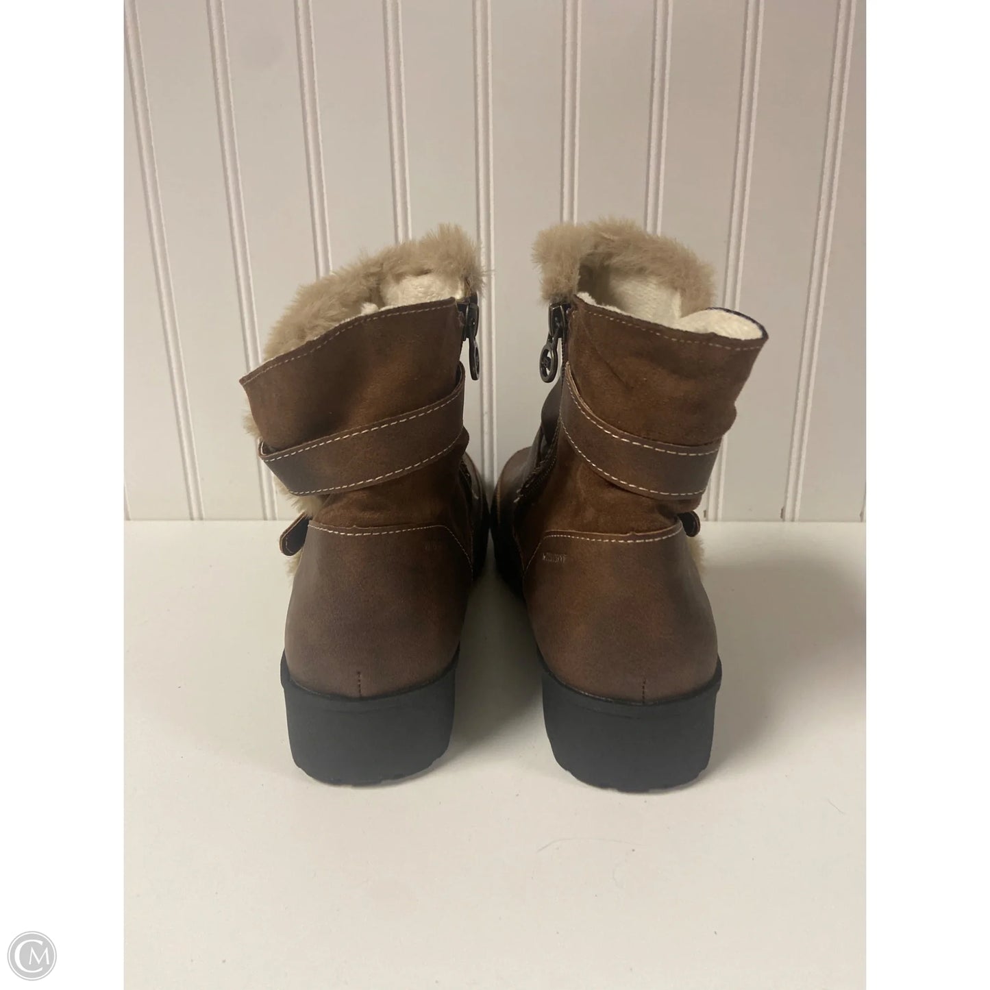 Boots Ankle Flats By Jbu By Jambu In Brown, Size: 9