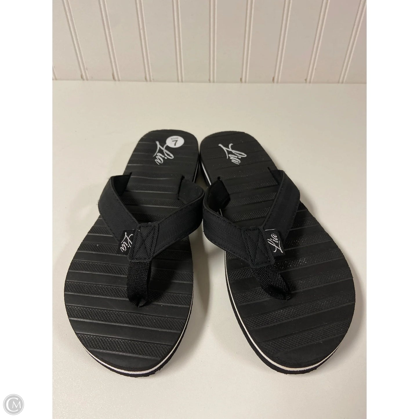 Sandals Flip Flops By Clothes Mentor In Black, Size: 7