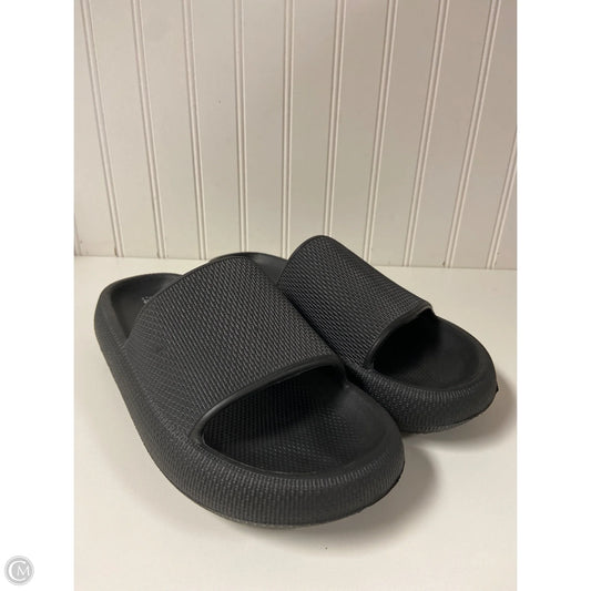 Sandals Flats By Cushionaire In Black, Size: 10