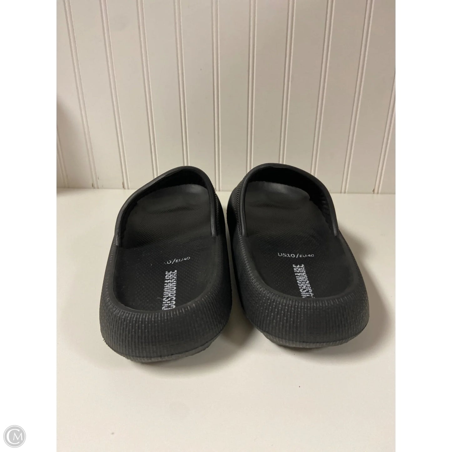 Sandals Flats By Cushionaire In Black, Size: 10