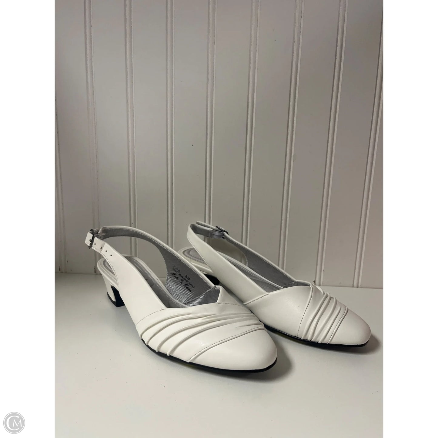 Shoes Heels Kitten By Easy Street In White, Size: 6