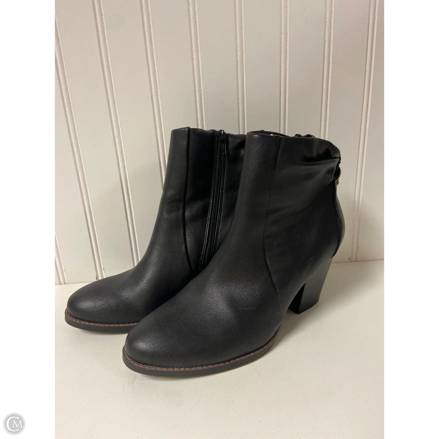 Boots Ankle Heels By Bare Traps In Black, Size: 8.5