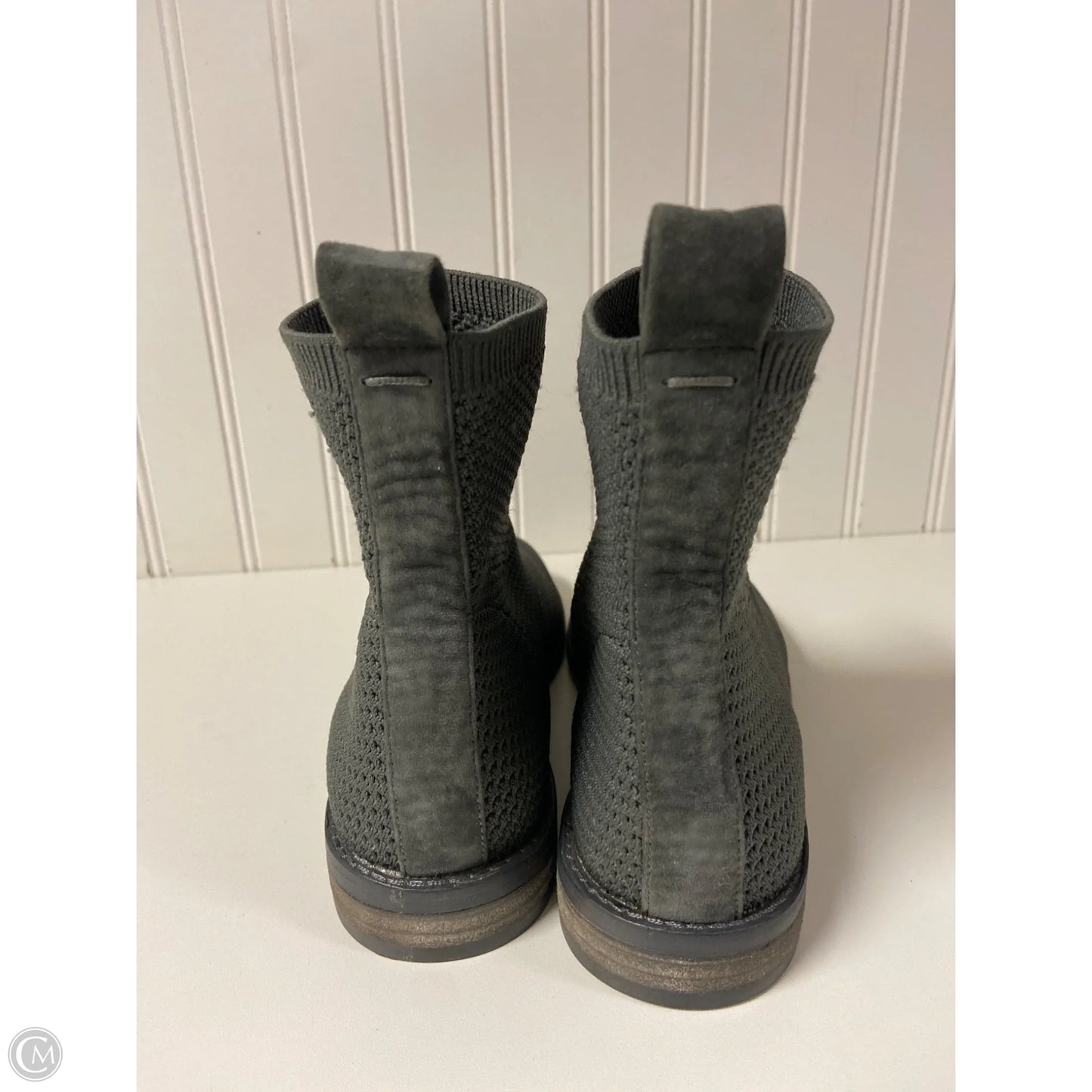 Boots Ankle Flats By Eileen Fisher In Grey, Size: 7