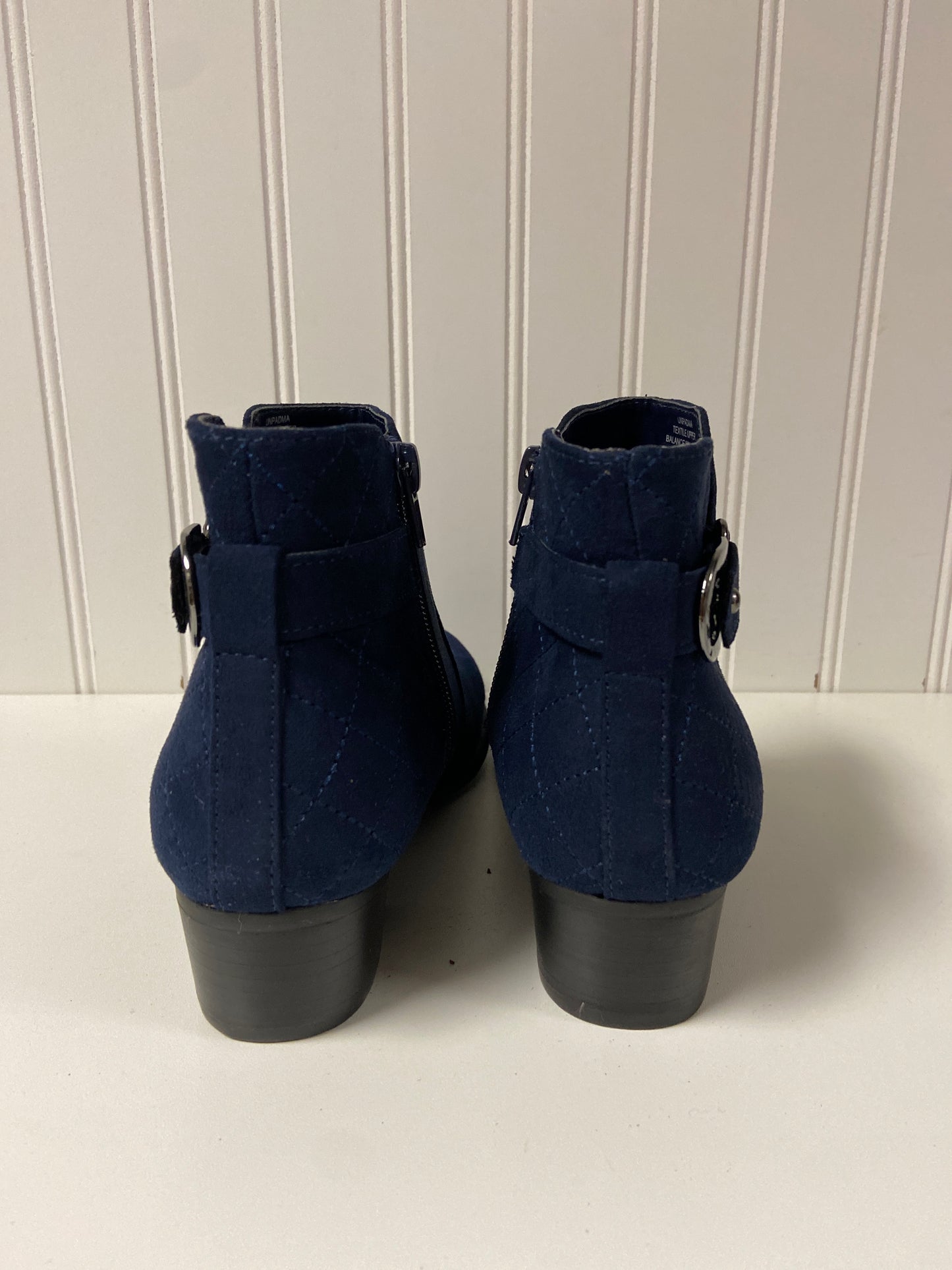 Boots Ankle Heels By Unisa In Navy, Size: 6.5