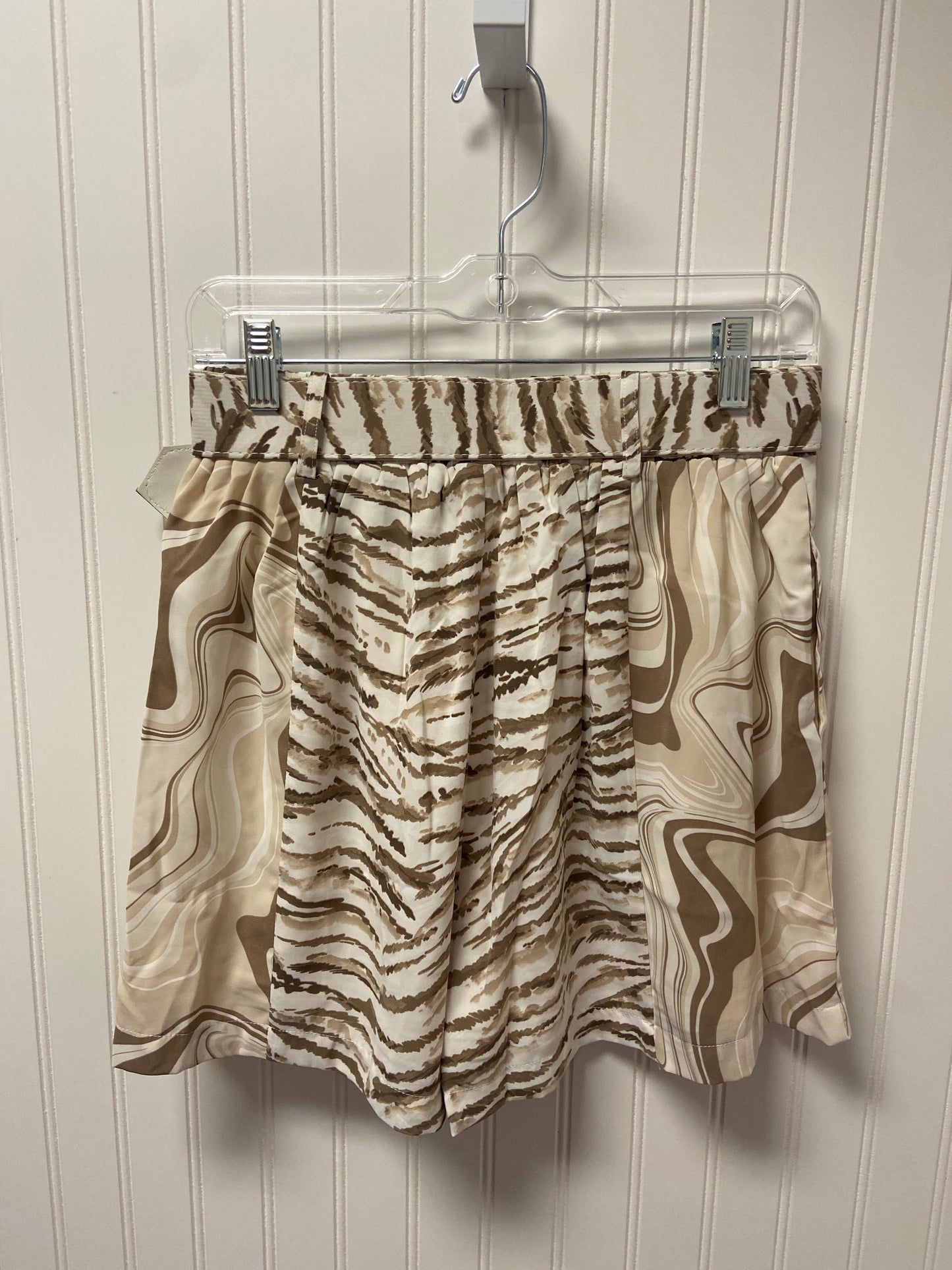 Brown & Cream Shorts Entro, Size M