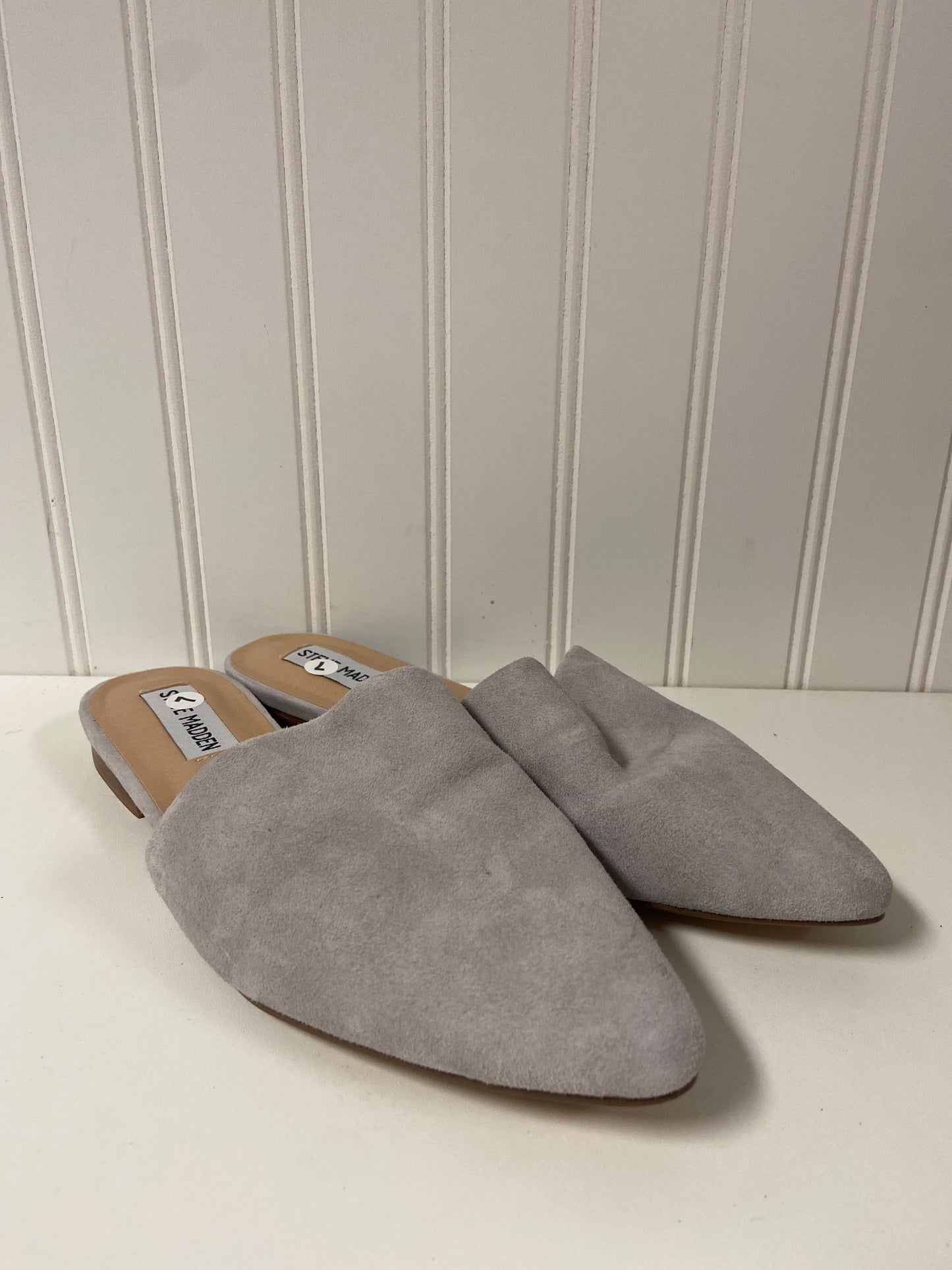 Grey Shoes Flats Steve Madden, Size 7