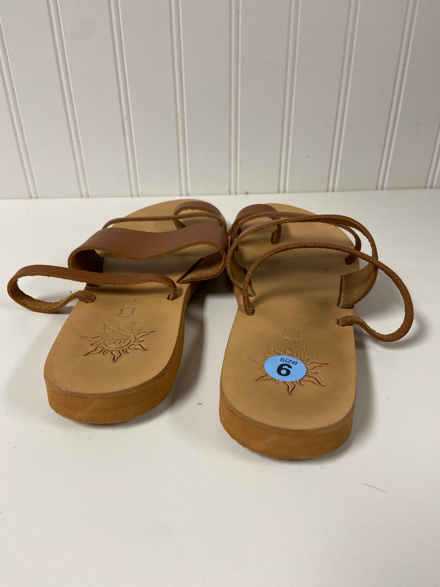 Brown Sandals Flats Clothes Mentor, Size 6