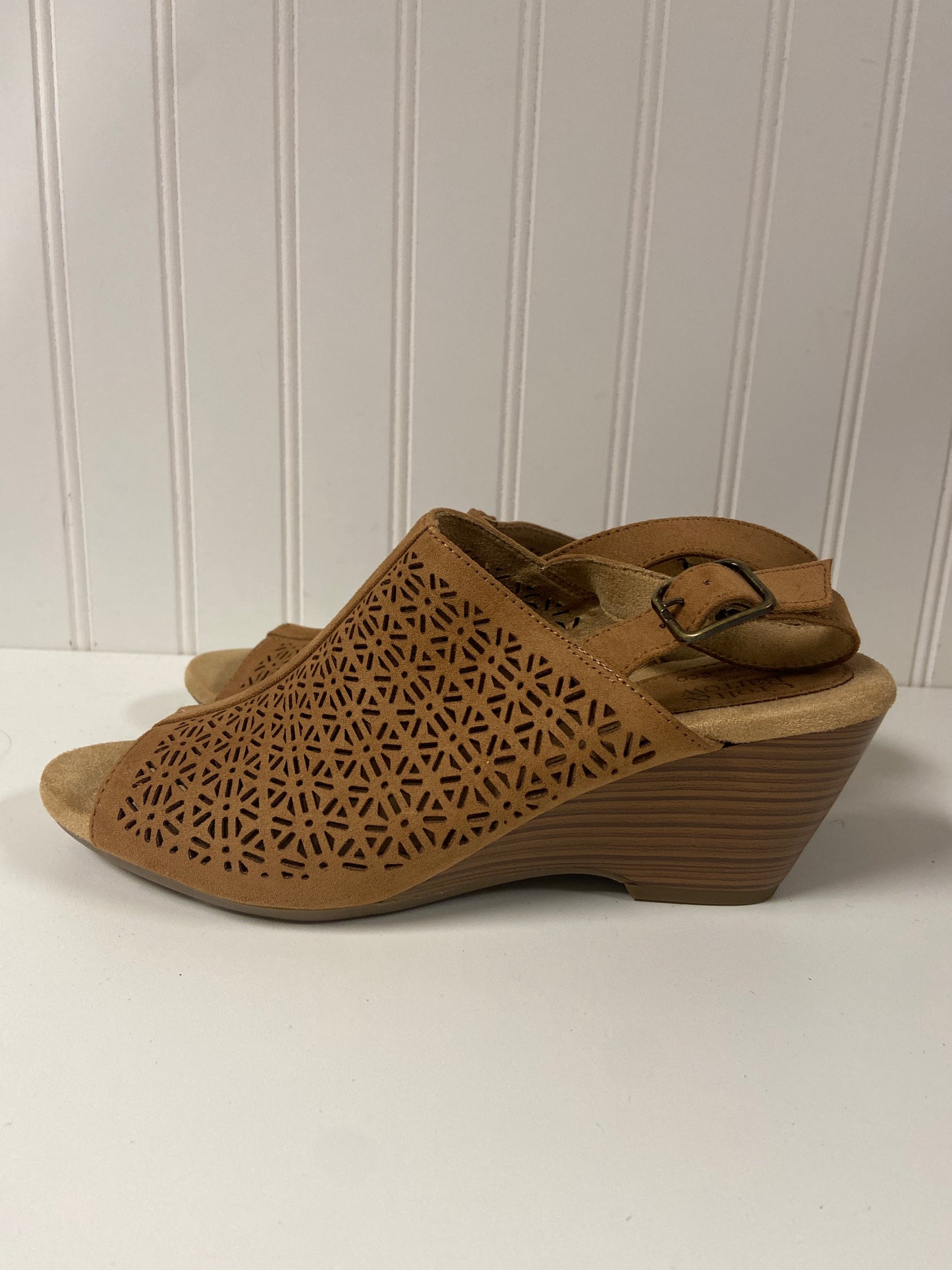 Sandals Heels Wedge By Croft And Barrow In Brown, Size: 7.5