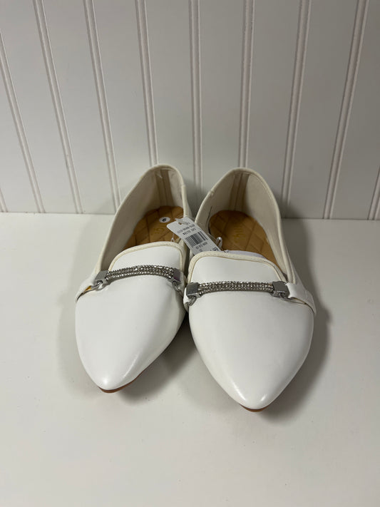 White Shoes Flats Rouge, Size 9