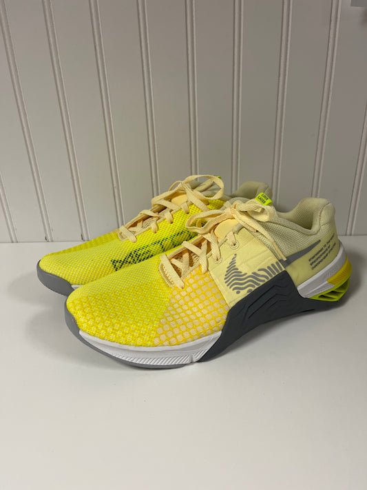 Shoes Athletic By Nike In Yellow, Size: 9