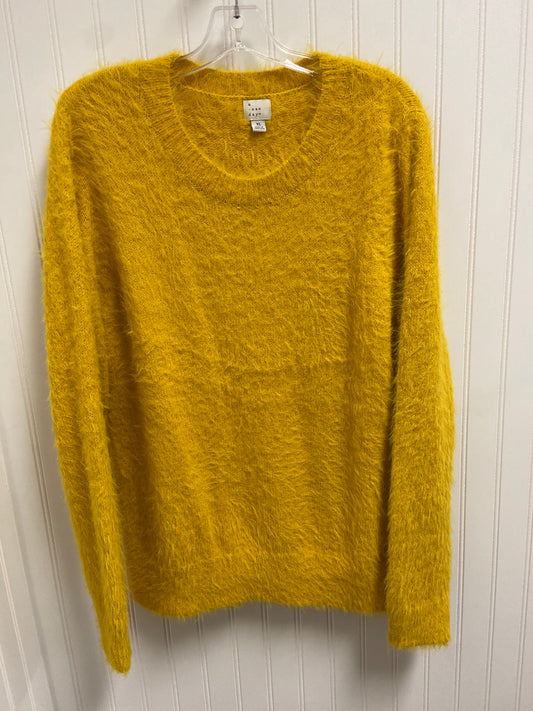 Sweater By A New Day In Yellow, Size: Xl