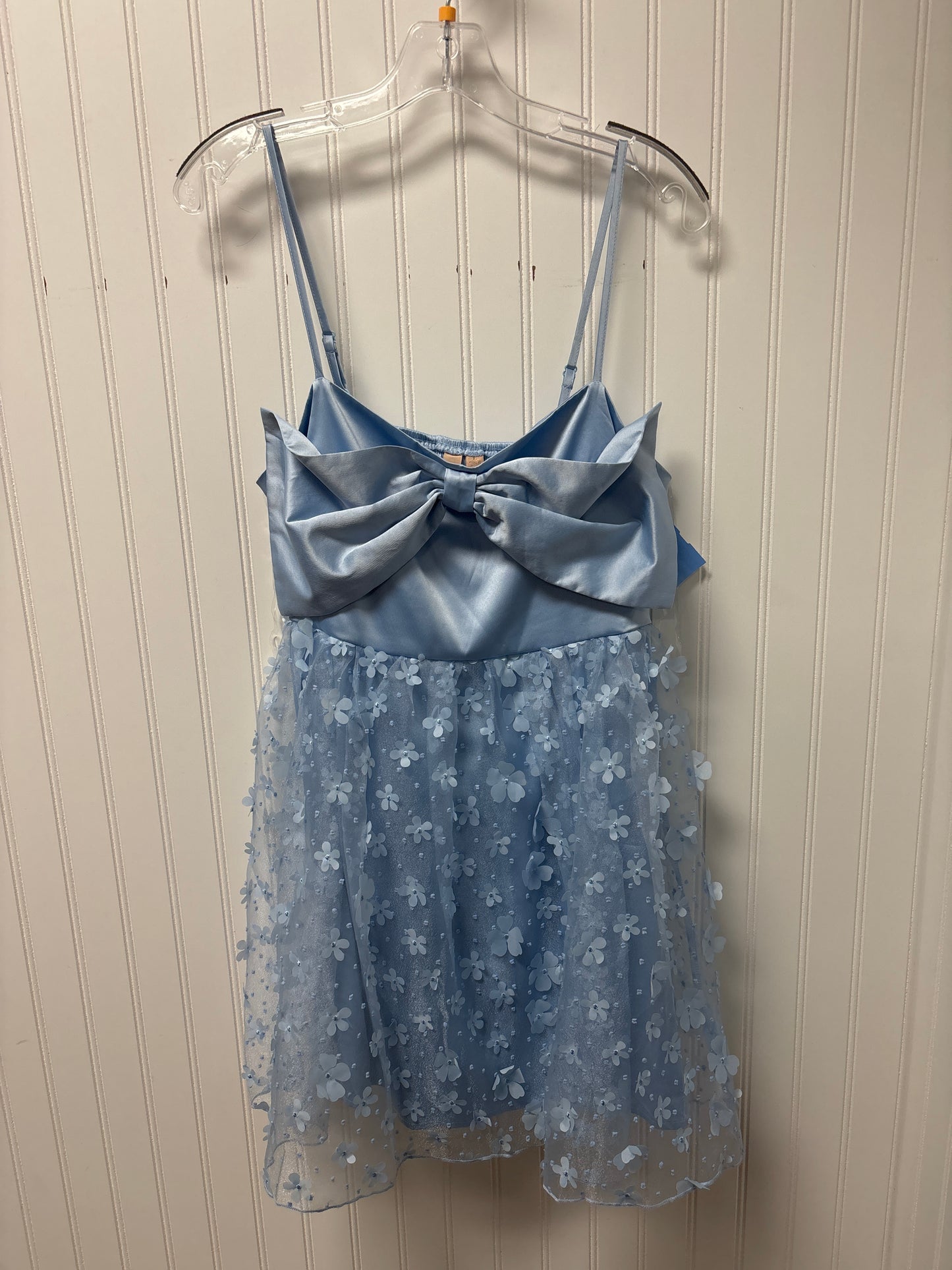 Dress Party Short By Clothes Mentor In Blue, Size: L