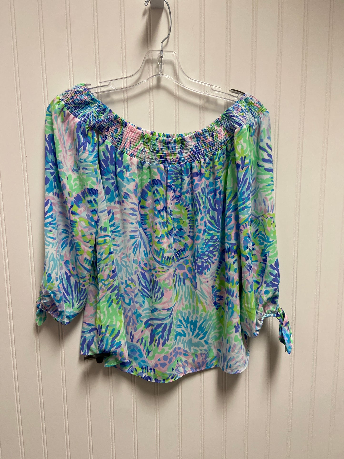 Top Long Sleeve Designer By Lilly Pulitzer In White, Size: Xs