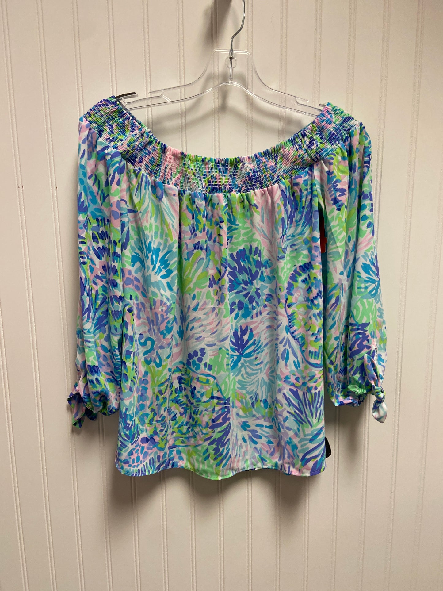 Top Long Sleeve Designer By Lilly Pulitzer In White, Size: Xs