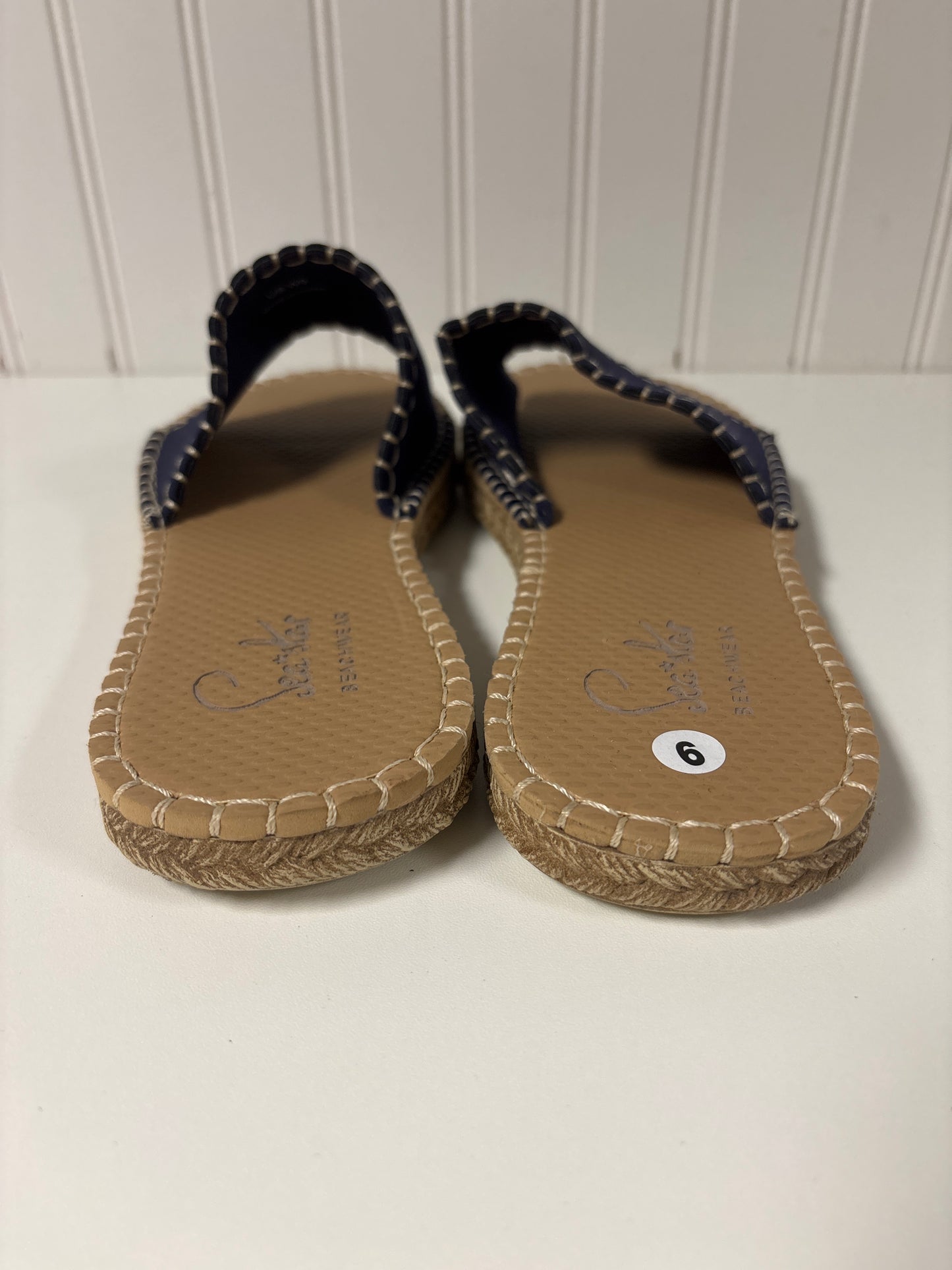 Sandals Flats By Clothes Mentor In Navy, Size: 9