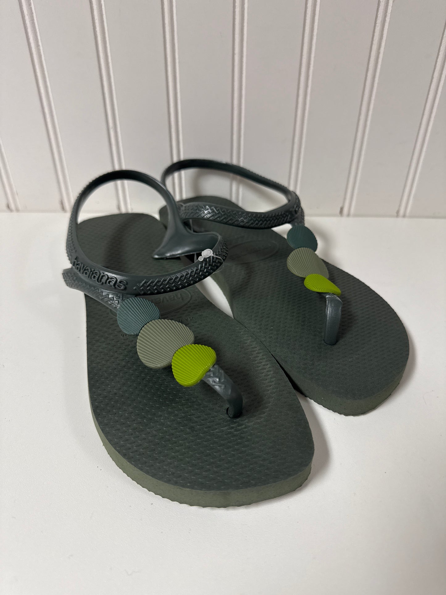 Sandals Flats By Havaianas In Green, Size: 6.5