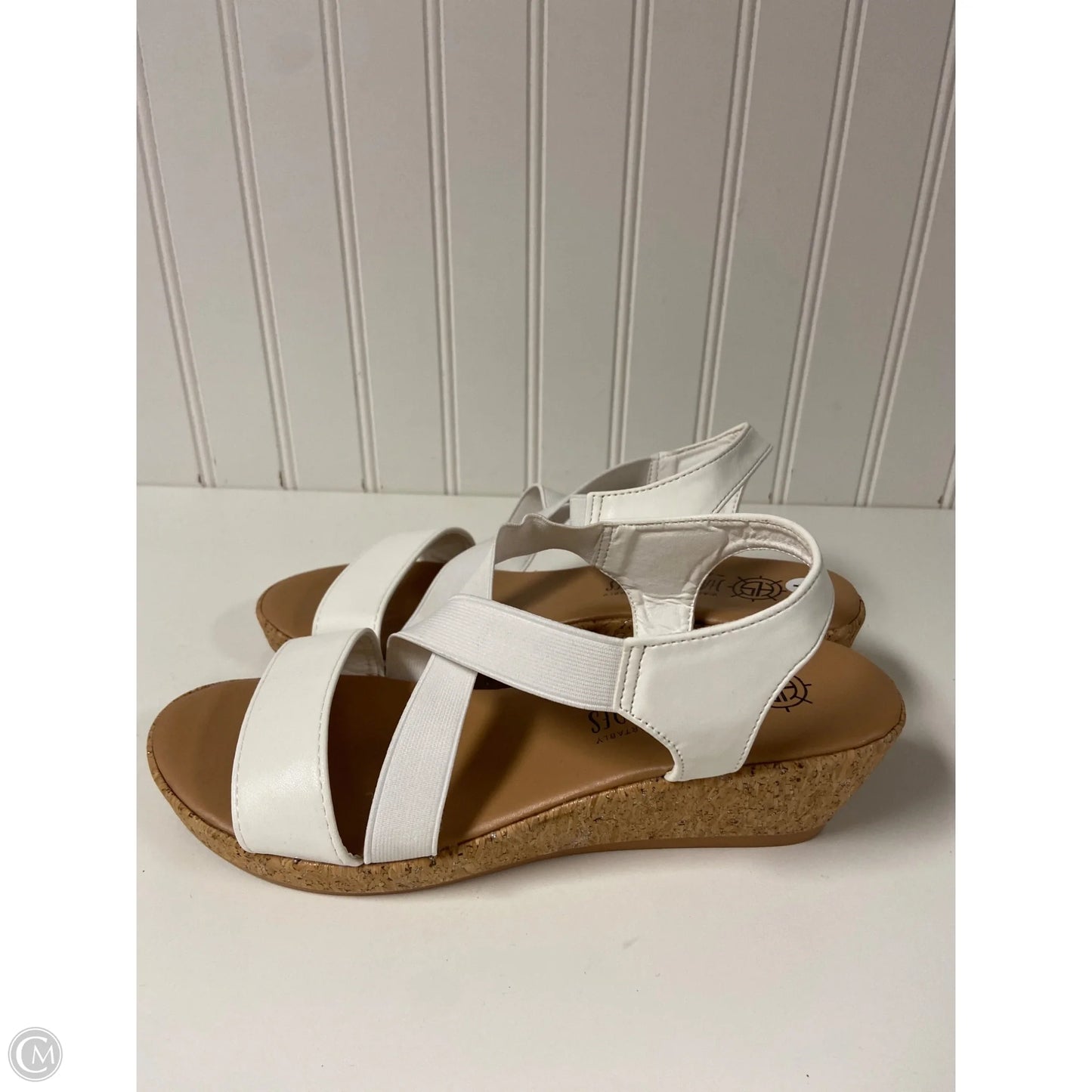 Sandals Heels Wedge By Clothes Mentor In Tan & White, Size: 7