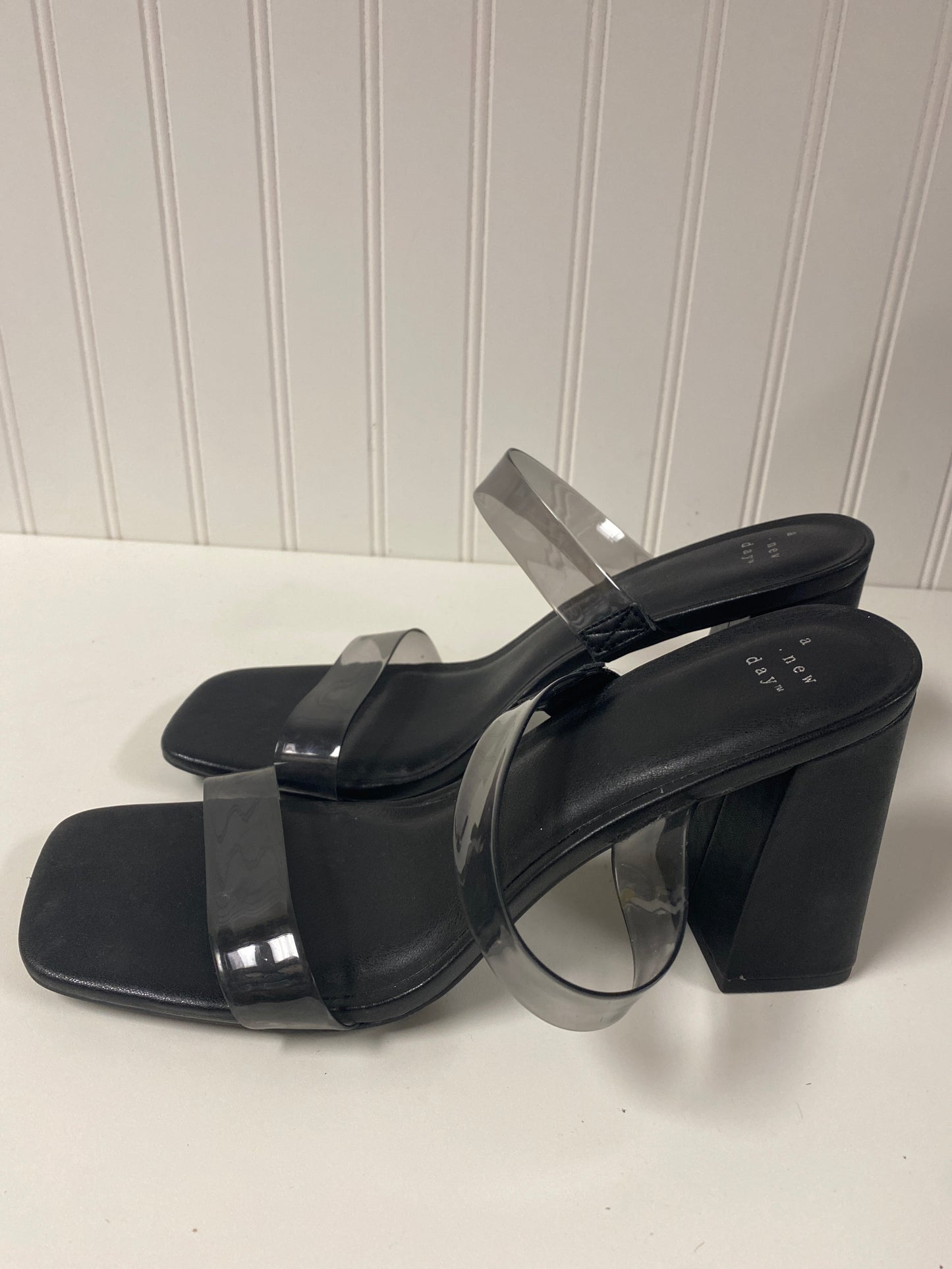 Black Sandals Heels Block A New Day, Size 10