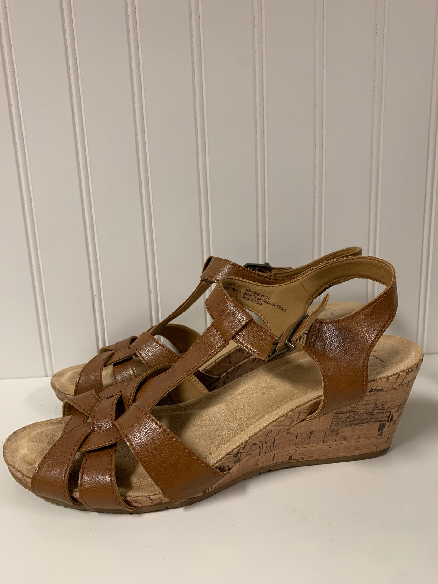 Brown Sandals Heels Wedge Boc, Size 10