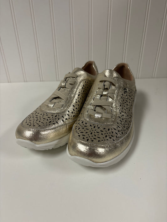 Gold Shoes Sneakers Earth, Size 7