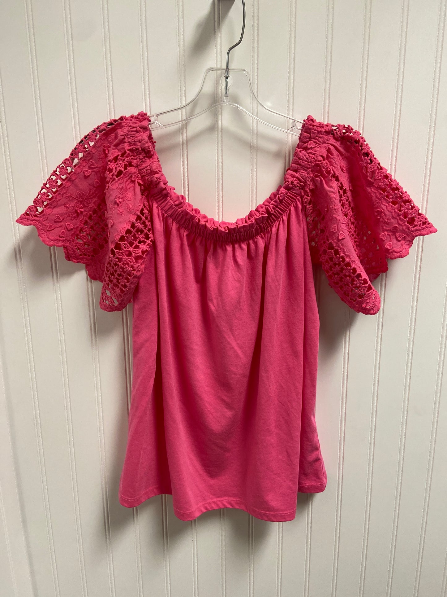 Top Short Sleeve Designer By Lilly Pulitzer In Pink, Size: M