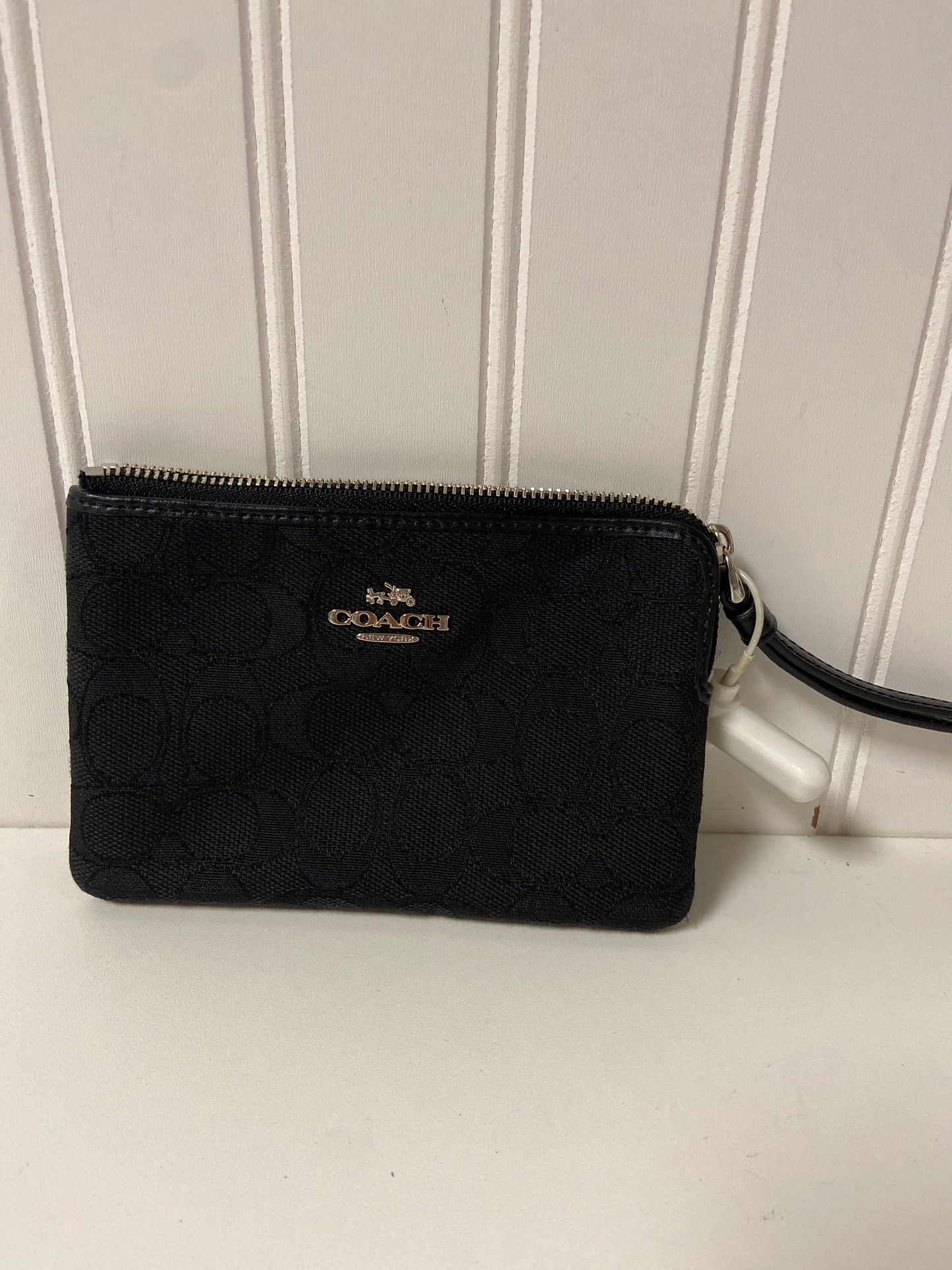 Wristlet Designer By Coach, Size: Medium