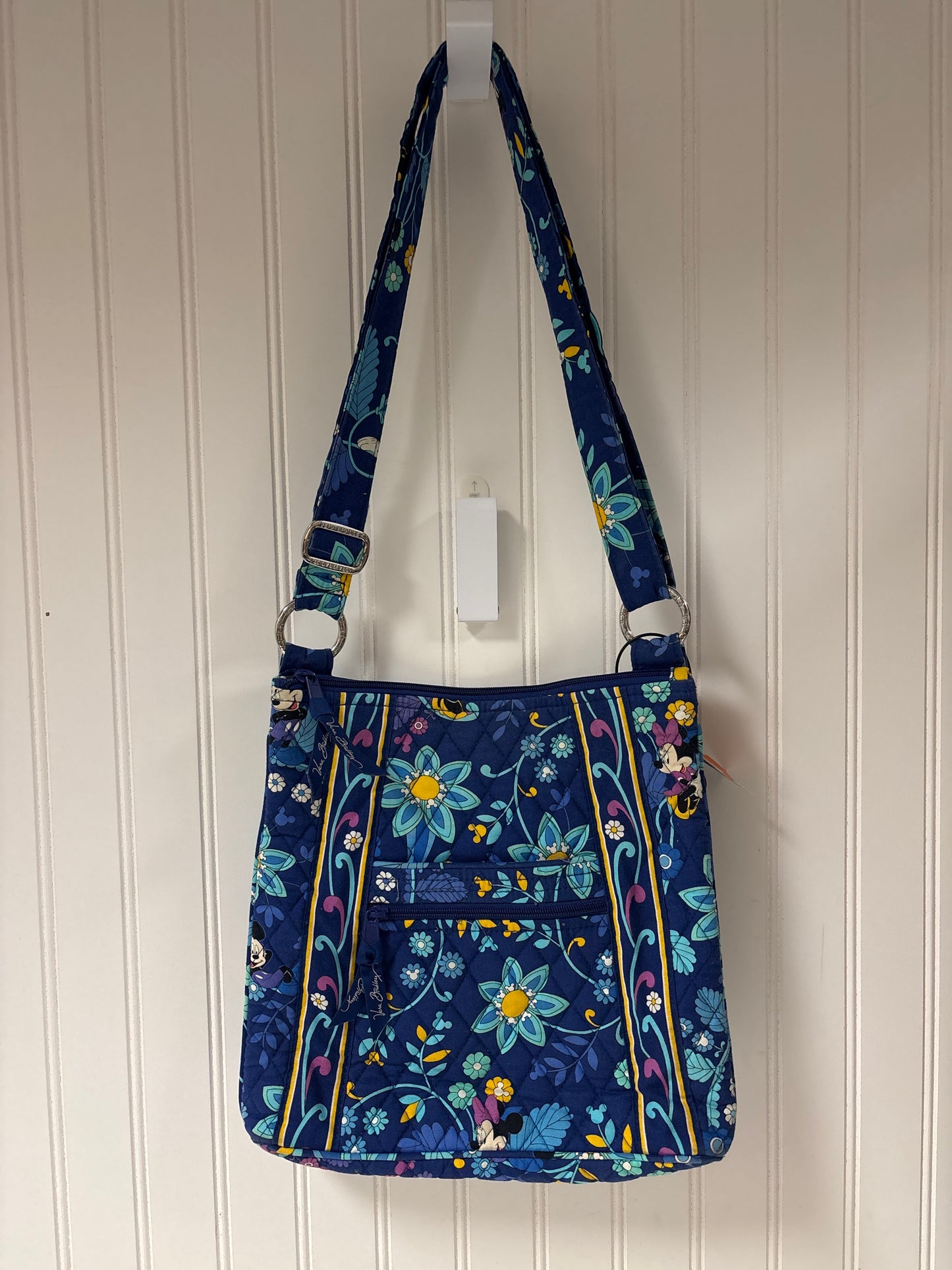 Crossbody By Vera Bradley, Size: Medium