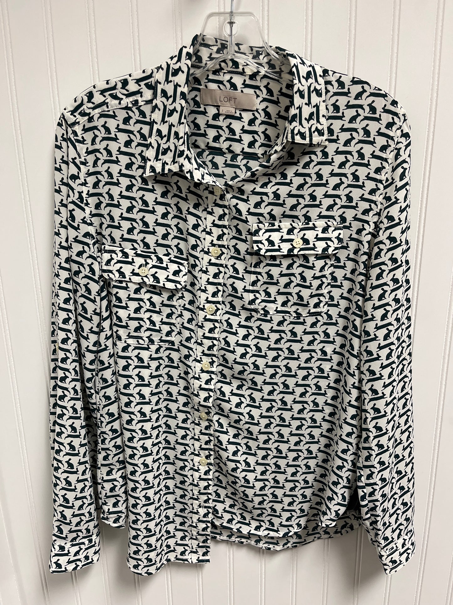 Top Long Sleeve By Loft In Green & White, Size: S