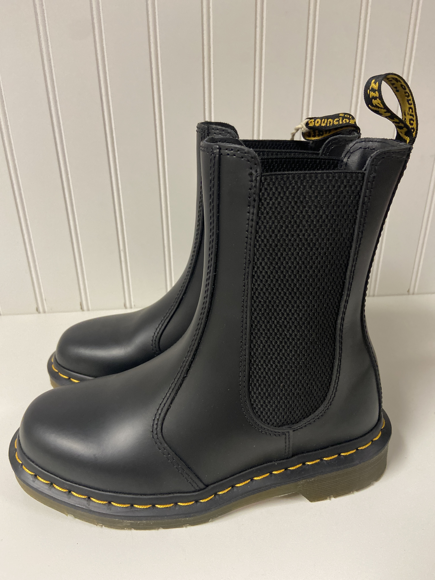 Boots Leather By Dr Martens  Size: 6