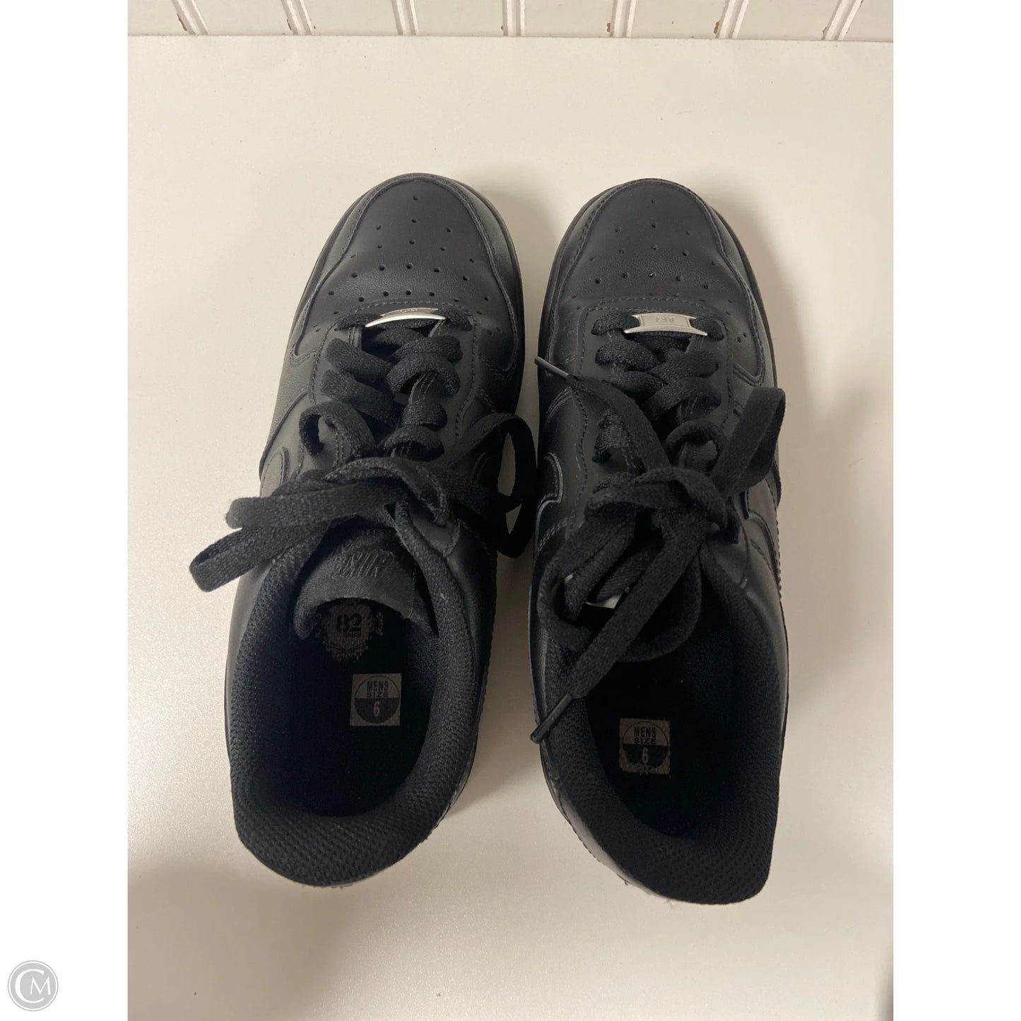 Shoes Sneakers By Nike In Black, Size: 6