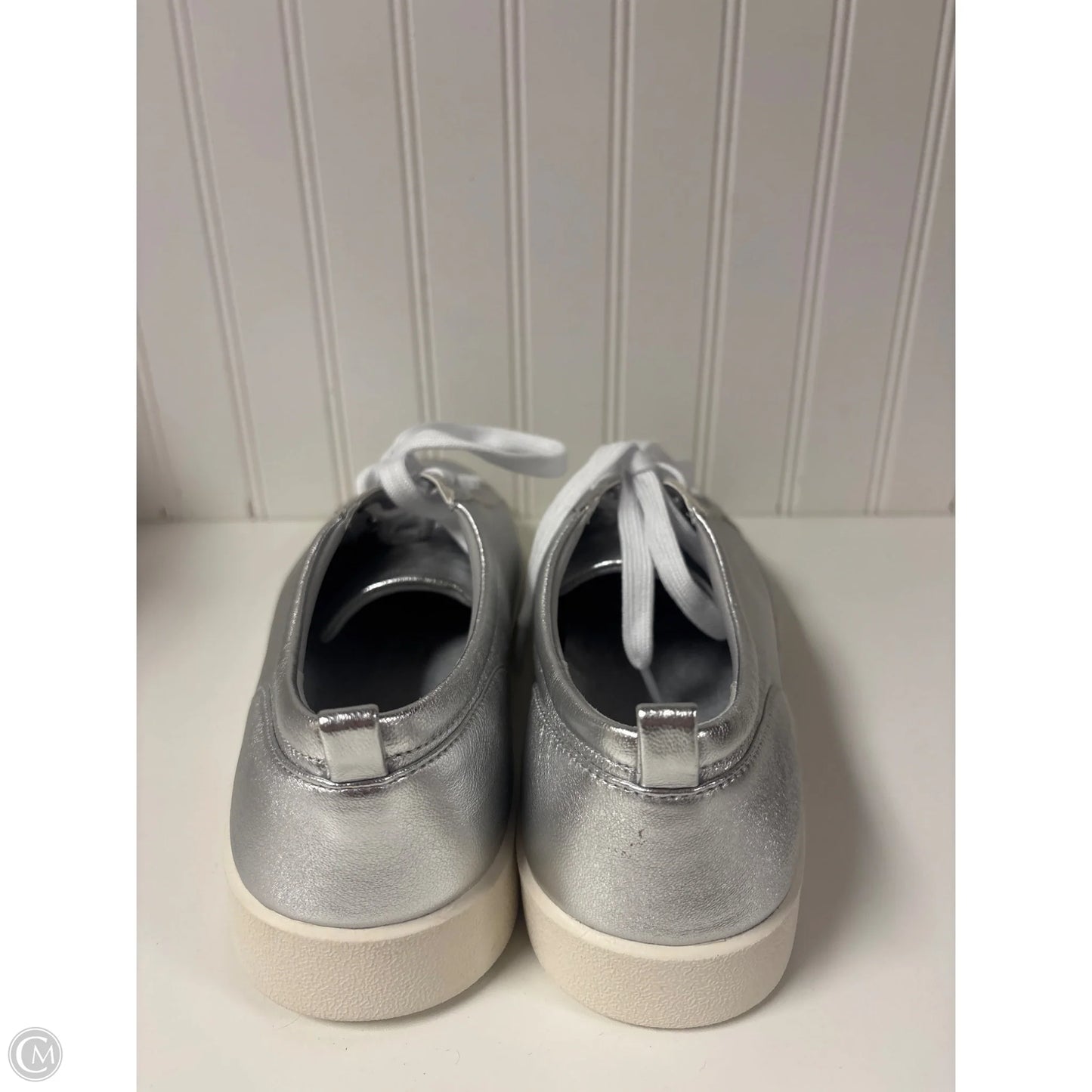 Shoes Sneakers By Vionic In Silver, Size: 11