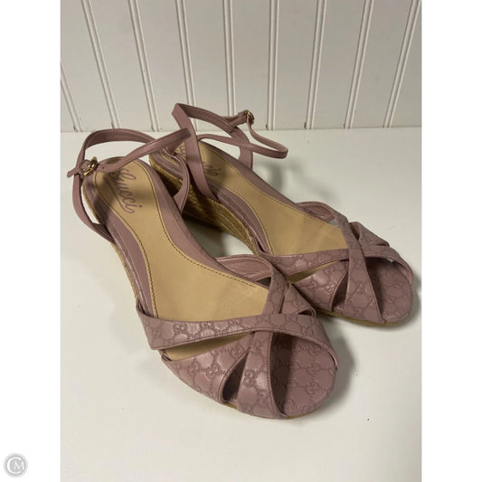 Shoes Luxury Designer By Gucci In Pink, Size: 8