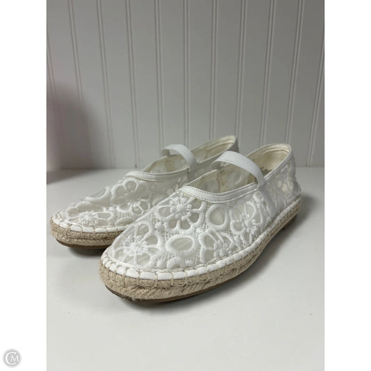 Shoes Flats By Clothes Mentor In White, Size: 8.5