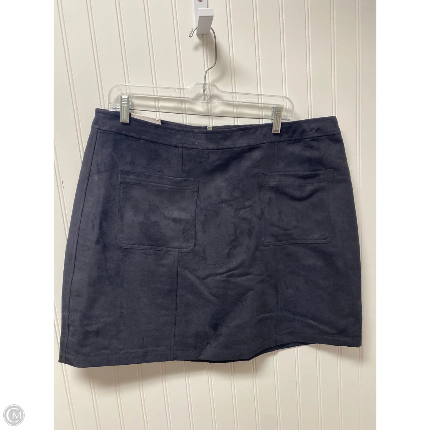 Skirt Mini & Short By Old Navy In Grey, Size: Xl
