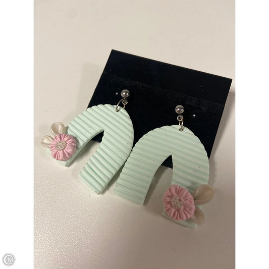 Earrings Dangle/drop By Clothes Mentor