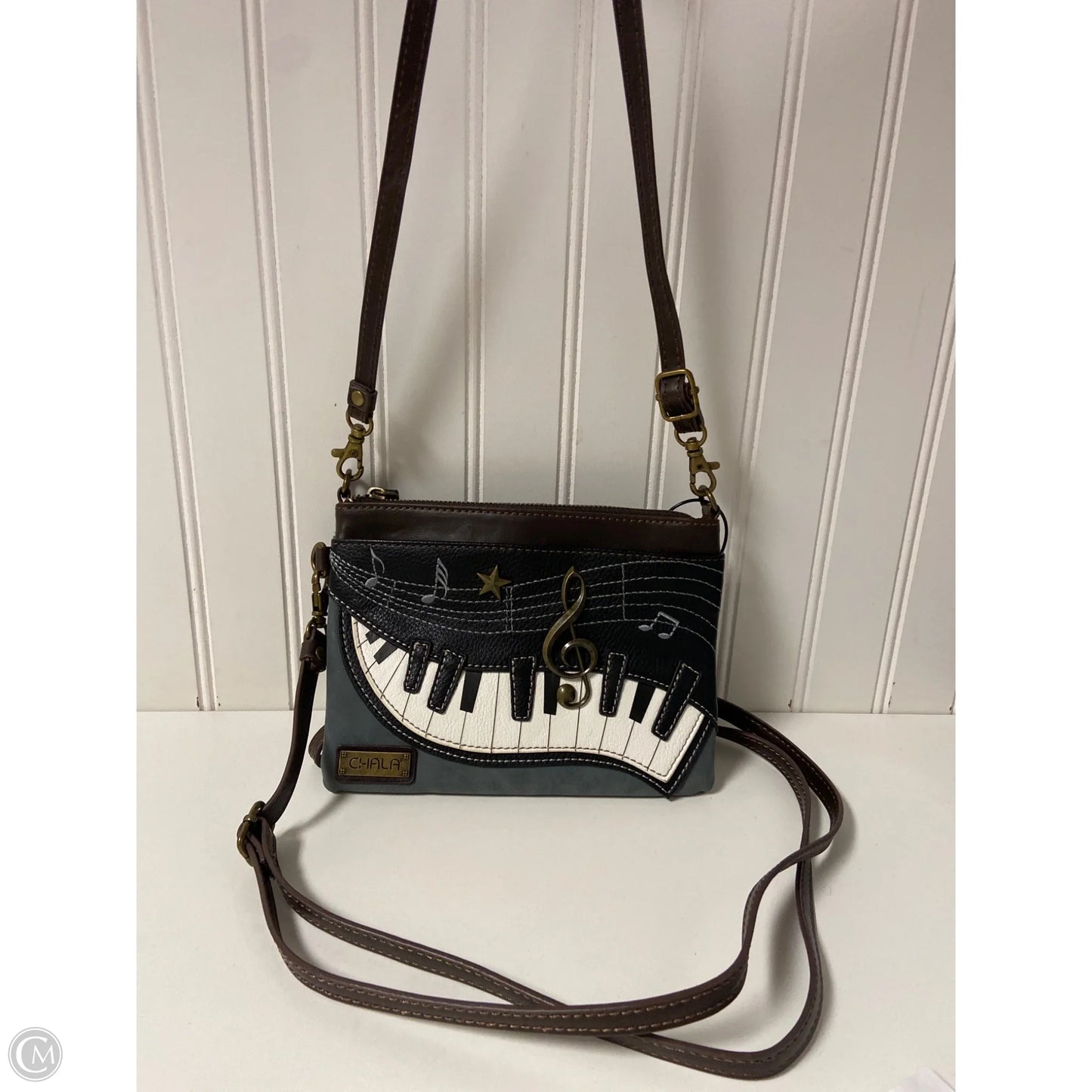 Crossbody By Chala, Size: Small